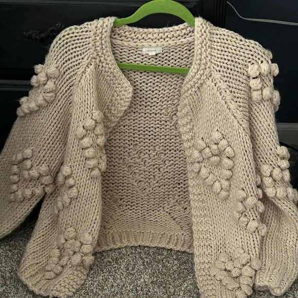 BEAUTIFUL CARDIGAN❤️ BEAUTIFUL DESIGN - Picture 11 of 12